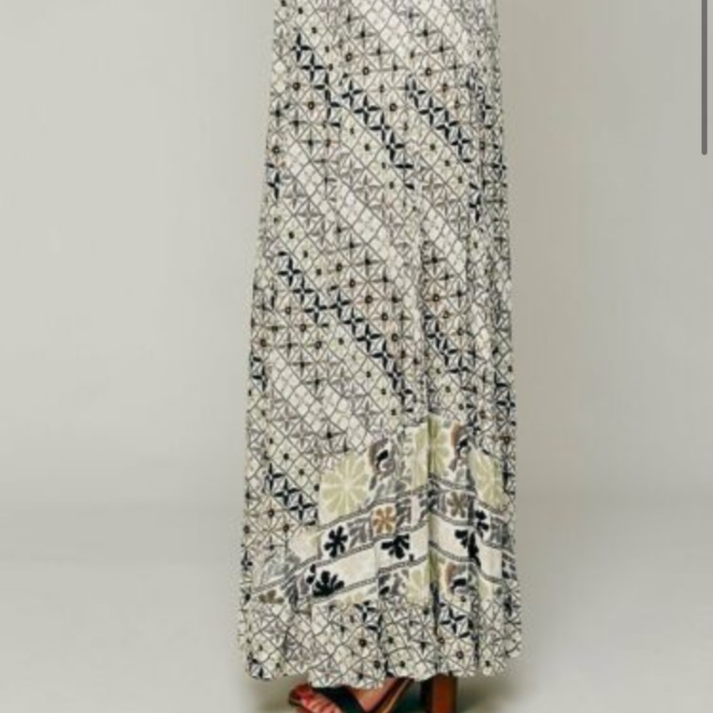 Lg Free People One maxi skirt